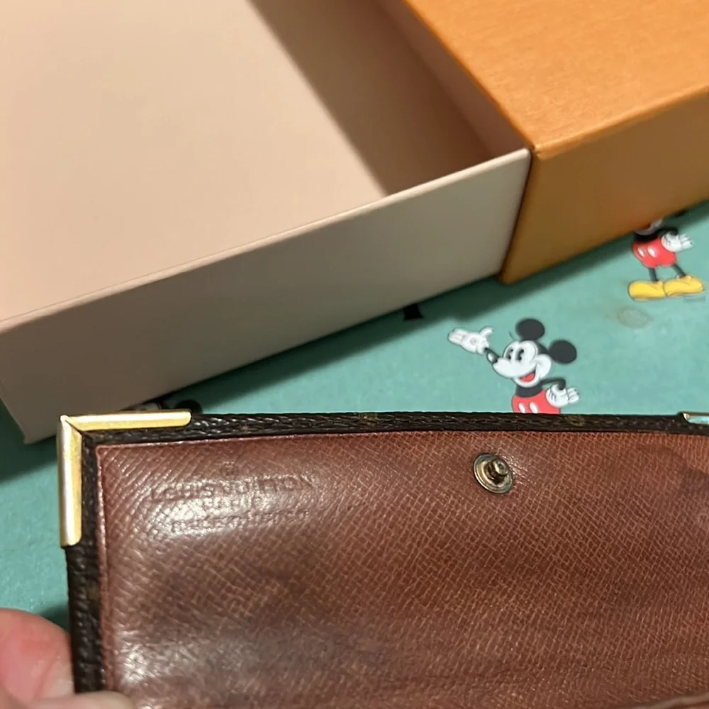 Authentic Louis Vuitton vintage wallet - Picture 7 of 16